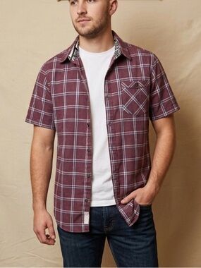 Shaun White Size L Maroon Plaid Short-Sleeve Button-Down Shirt
